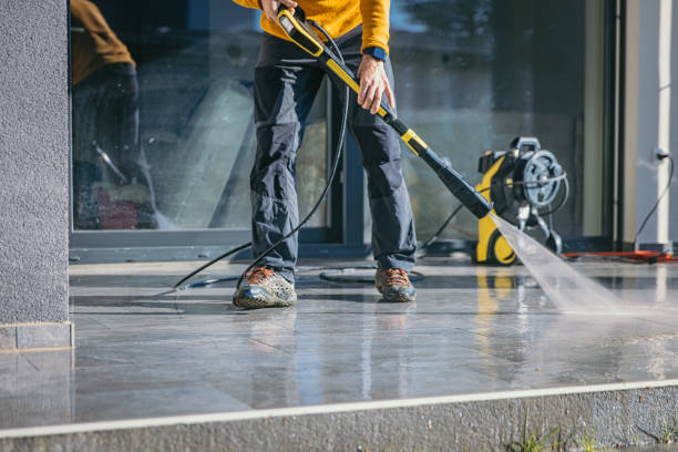 Animal Enclosure Cleaning